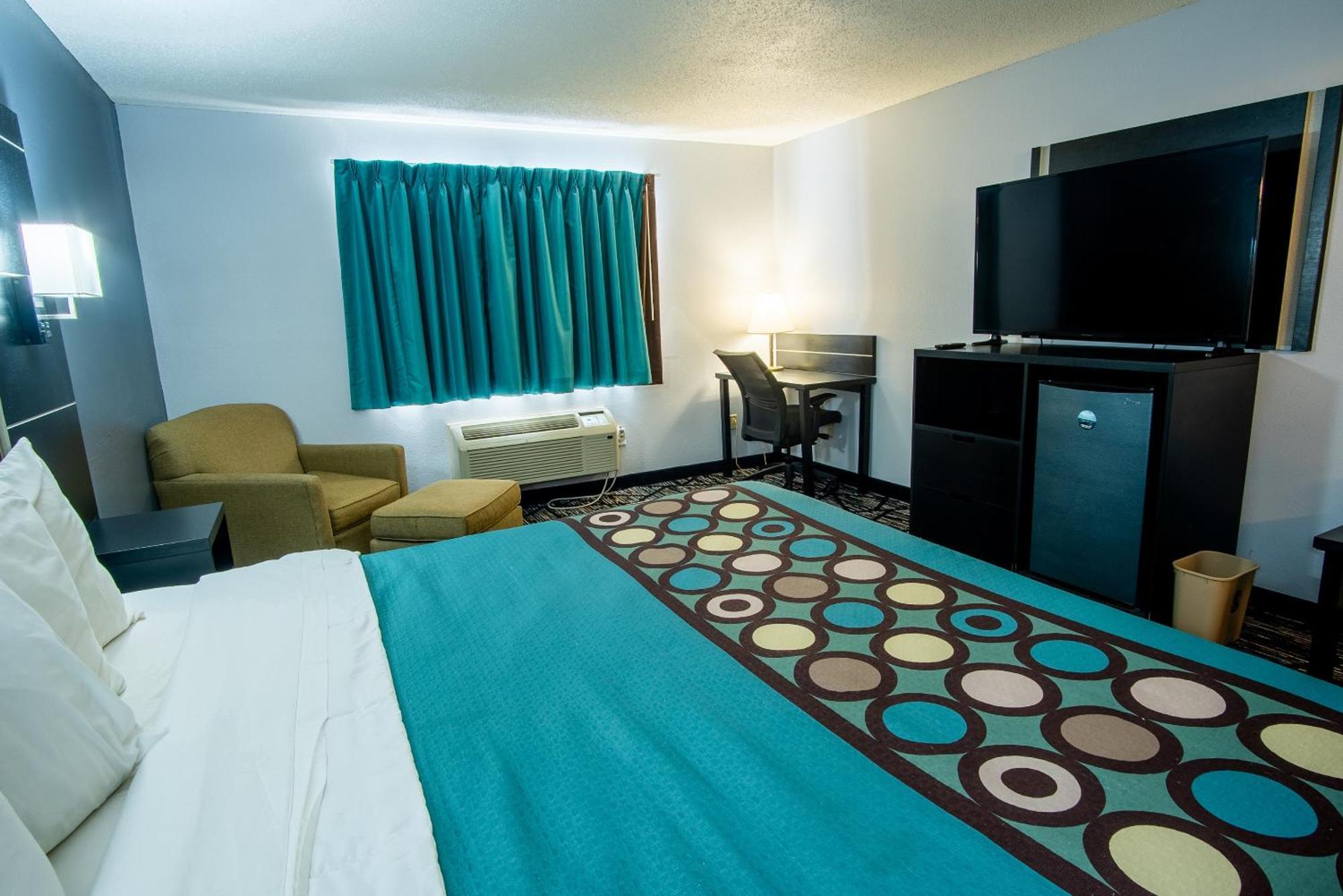 Coratel Inn & Suites By Jasper New Richmond Exterior foto